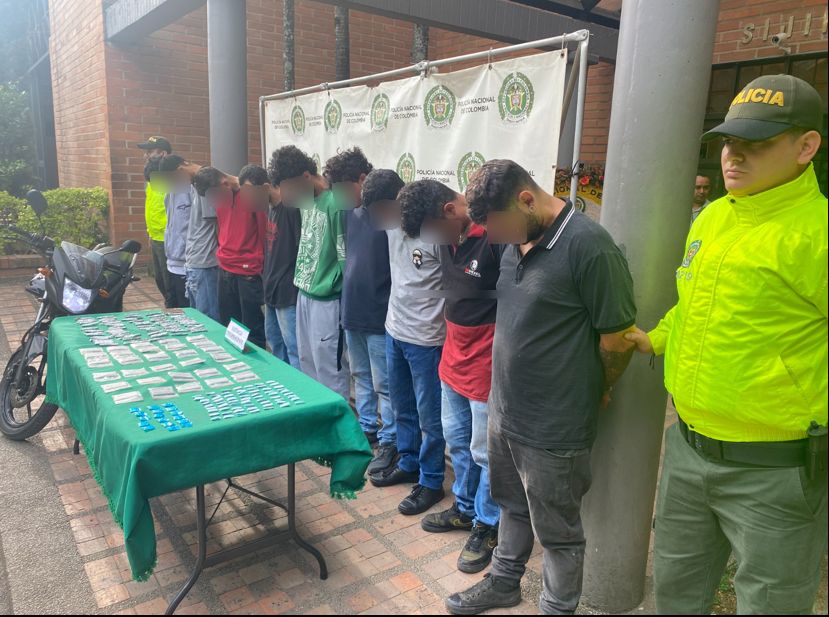 Manrique en la mira de las autoridades: encontraron en una casa una caleta de armas de alto poder que serían de los delincuentes 1 manrique-capturas-armas