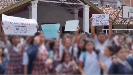 protesta-colegio-barbosa