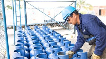 Con subsidios al gas buscan eliminar cocinas de leña