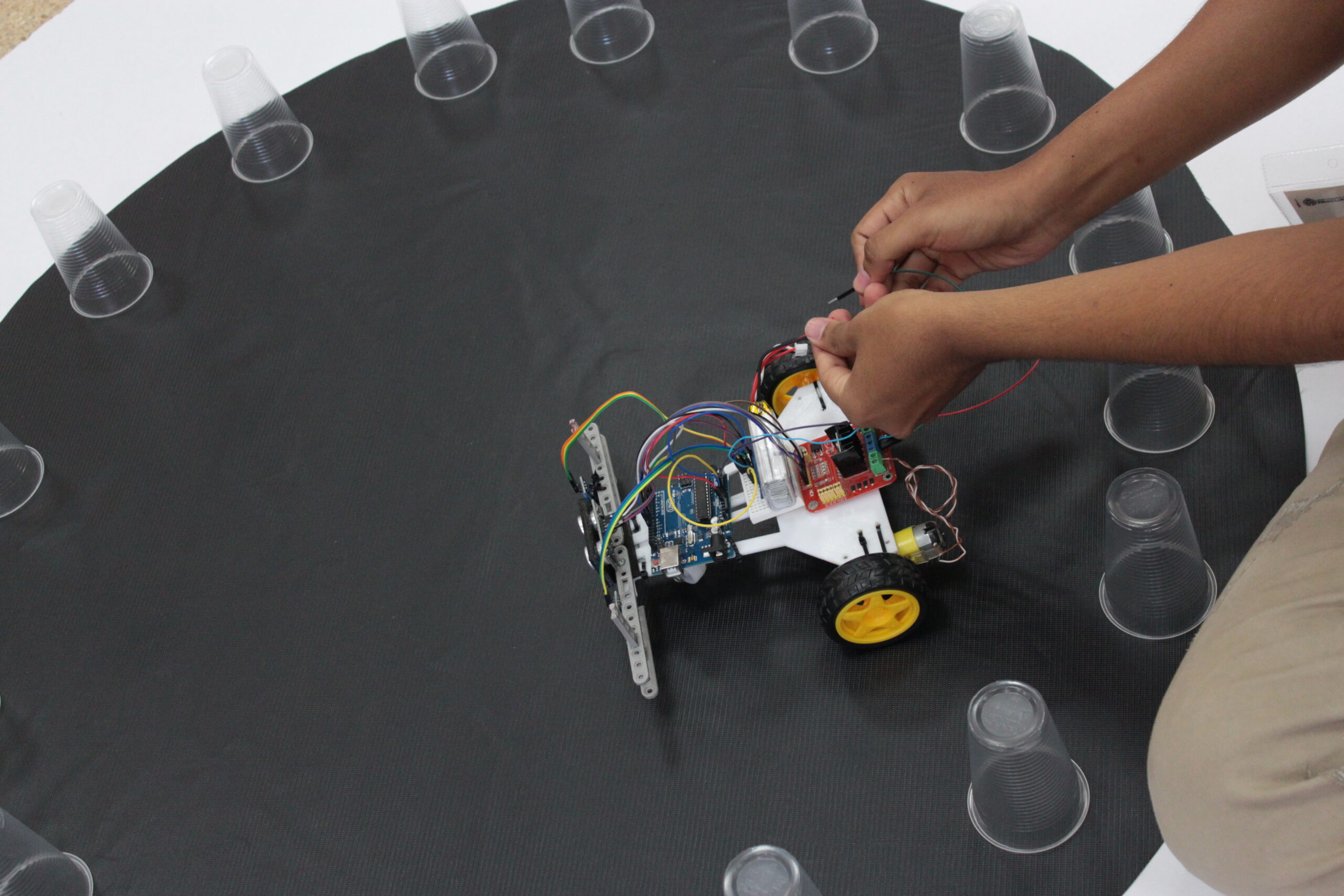 medellin-competencia-drones-robots