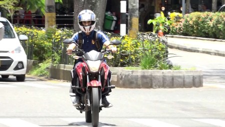 motocilcista-parrillero