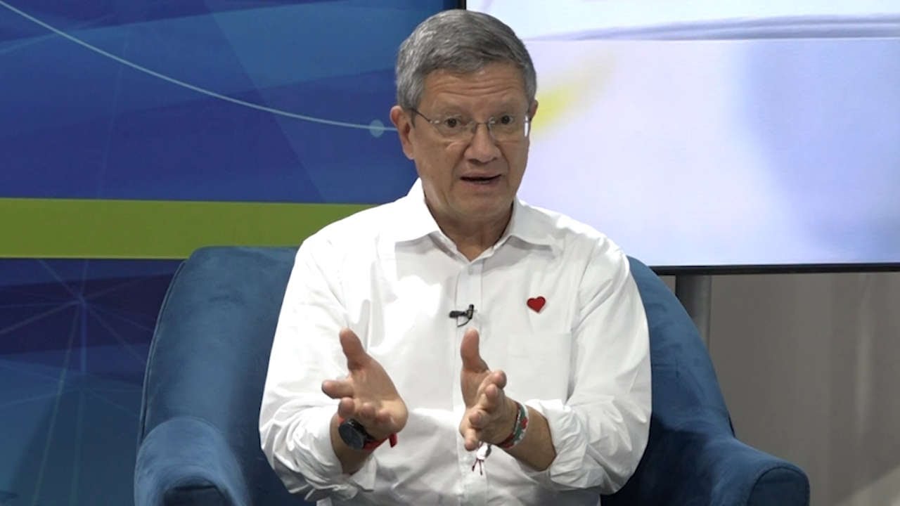 Entrevista: Luis Fernando Suárez candidato a la Gobernación de Antioquia Luis Fernando Suárez