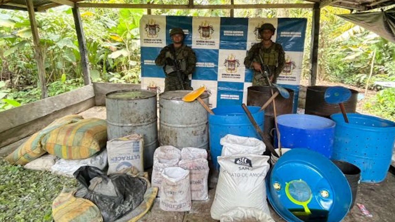 Armada y Ejército destruyen tres laboratorios de cocaína en Chocó y Antioquia laboratorios-cocaina-antioquia
