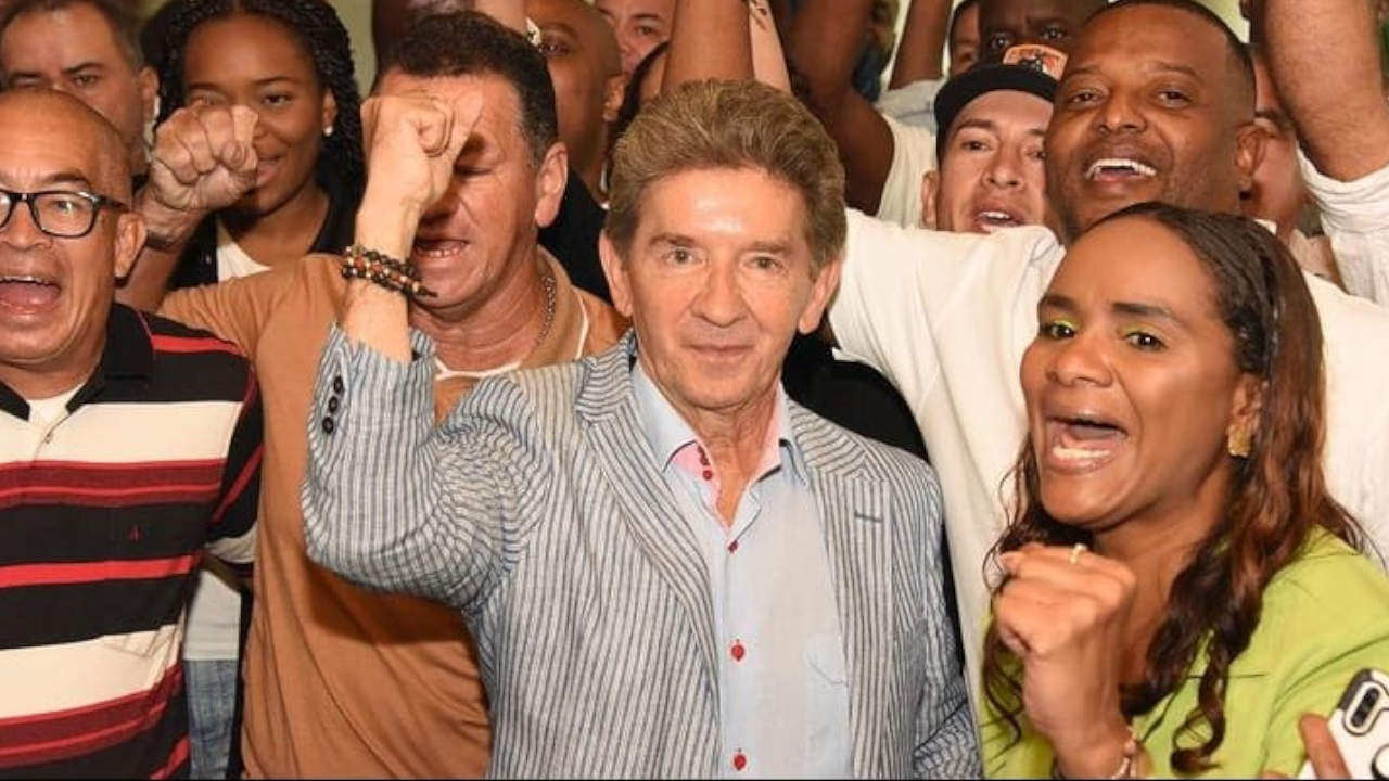 Sorpresa en las encuestas: Luis Pérez y Julián Bedoya encabezan intención de voto