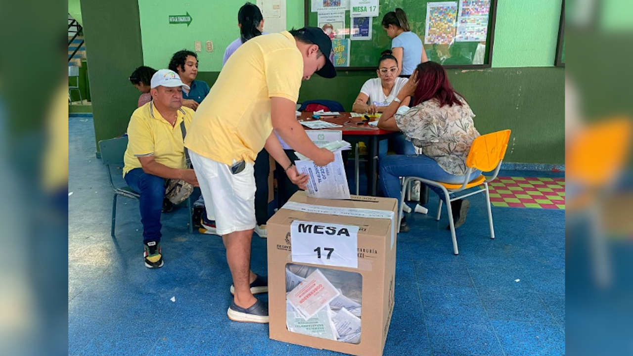 Esté atento: el CNE ya comenzó el conteo de votos de aspirantes al Senado