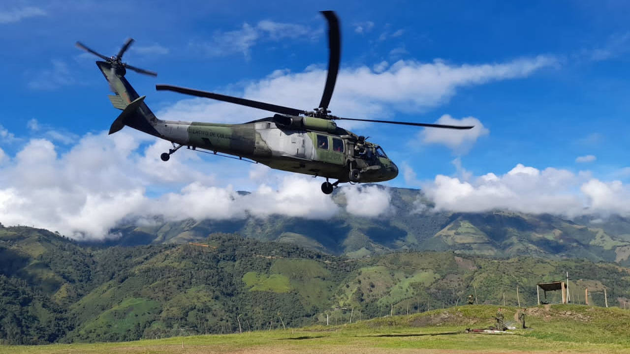ejercito-jurados-votación-material-electoral-ituango