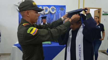 policias-graduados-bachiller