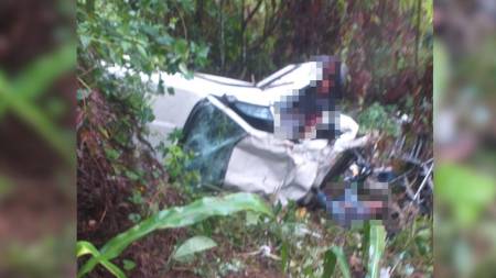 accidente-cocorna-carro-abismo