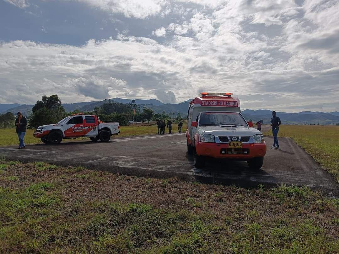 ¡Qué susto! En Urrao, avioneta se sale de la pista durante intento de aterrizaje 2 accidente-avioneta-urrao