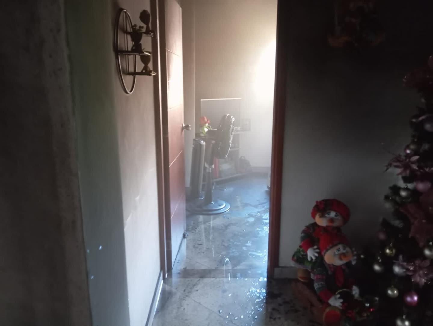 Una plancha para el cabello habría causado el incendio en una vivienda en San Rafael, Antioquia 1 incendio-casa-san-rafael