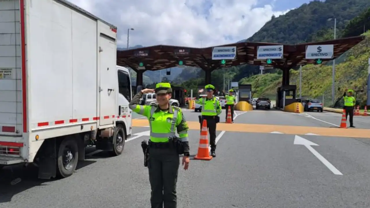 vehiculos-carreteras-antioquia-navidad