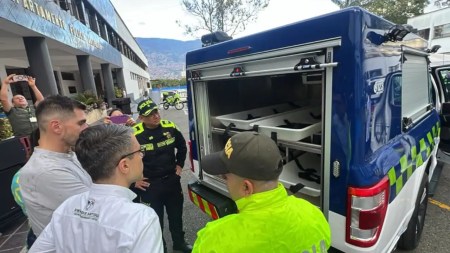policia-antioquia-inverción-vehiculos-drones-estaciones