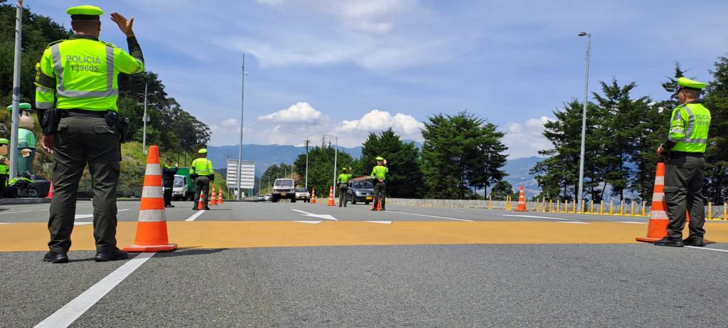 vehiculos-carreteras-antioquia