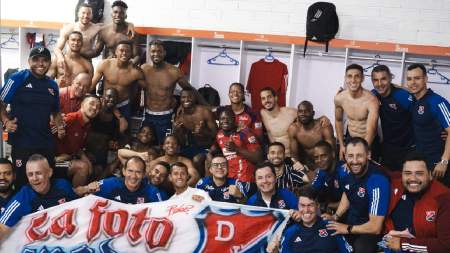 Medellín de la mano de Arias en ruta firme hacia la gran final del campeonato