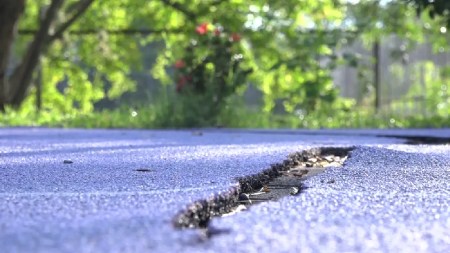 Pista de atletismo de Belén sigue en mal estado