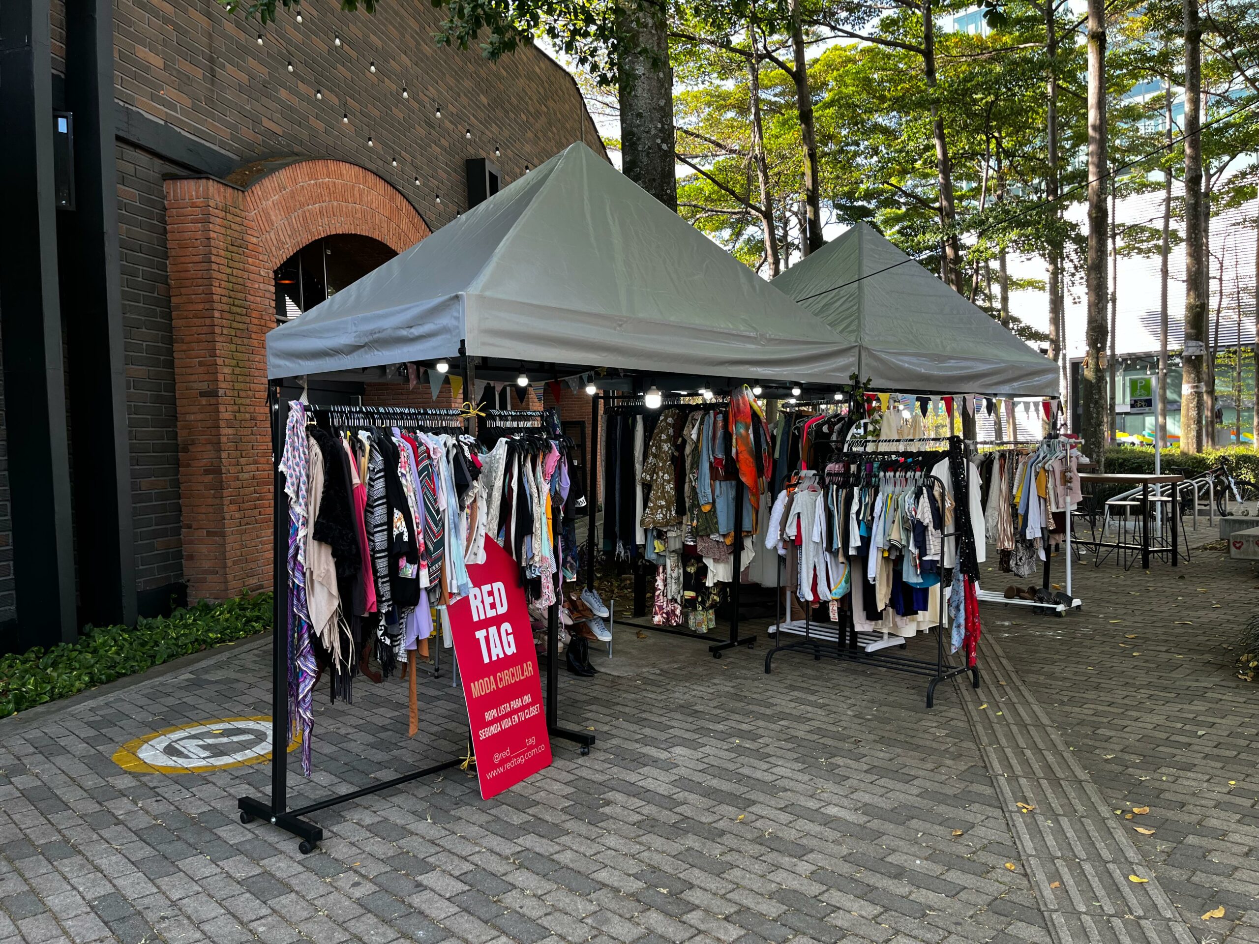 Zoco es la feria de moda circular en Mercado del Río 1 Feria Zoco