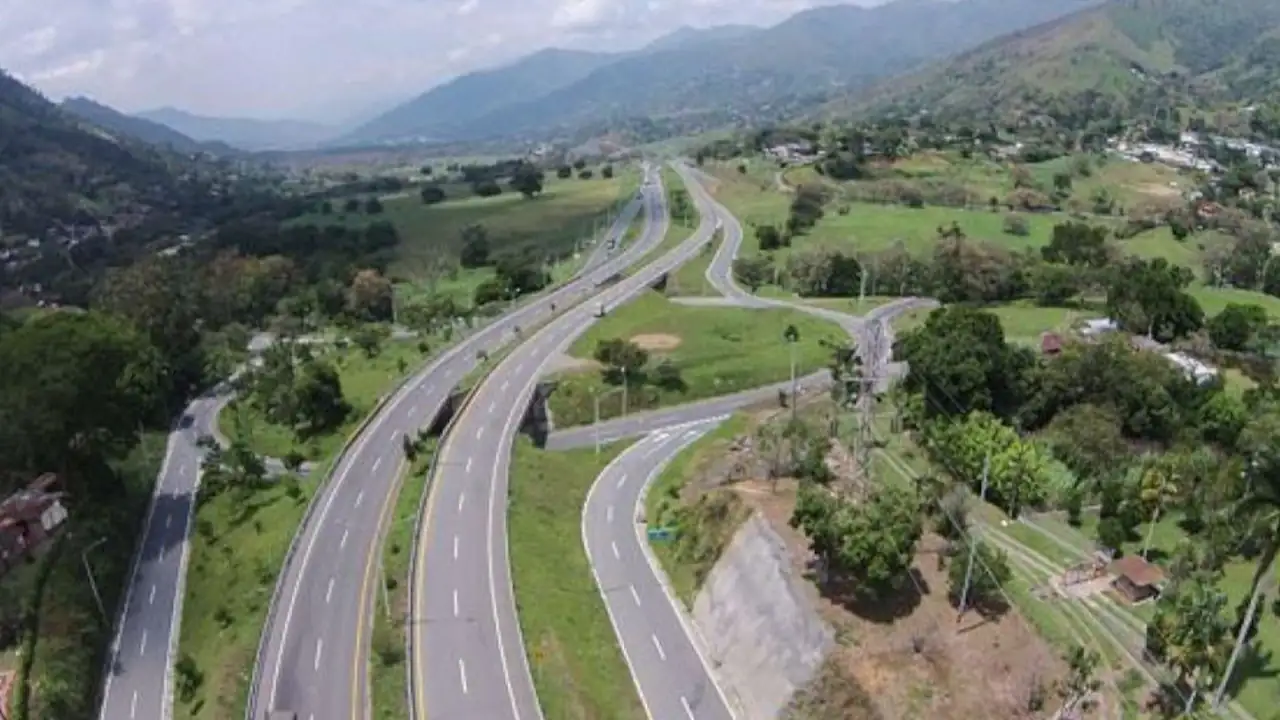 Todos los ejes viales de Antioquia están operando con normalidad vias Antioquia