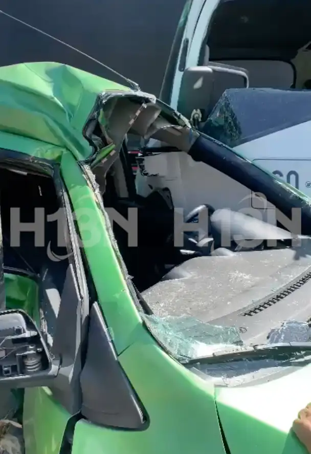 En Medellín, mujer y niño lesionados tras el choque entre un carro particular y un vehículo con oxigeno 2 accidente-medellin-hoy-oxigeno-medicinal
