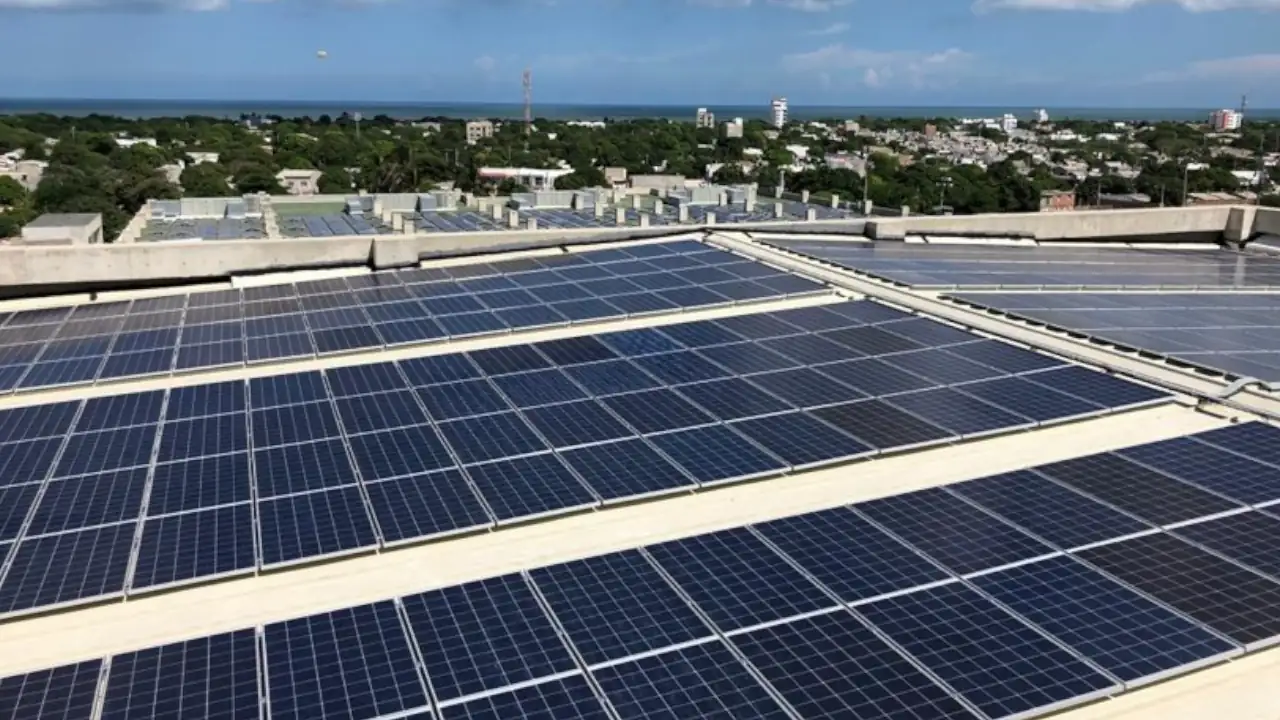 Paneles que ayudan al carbono neutral