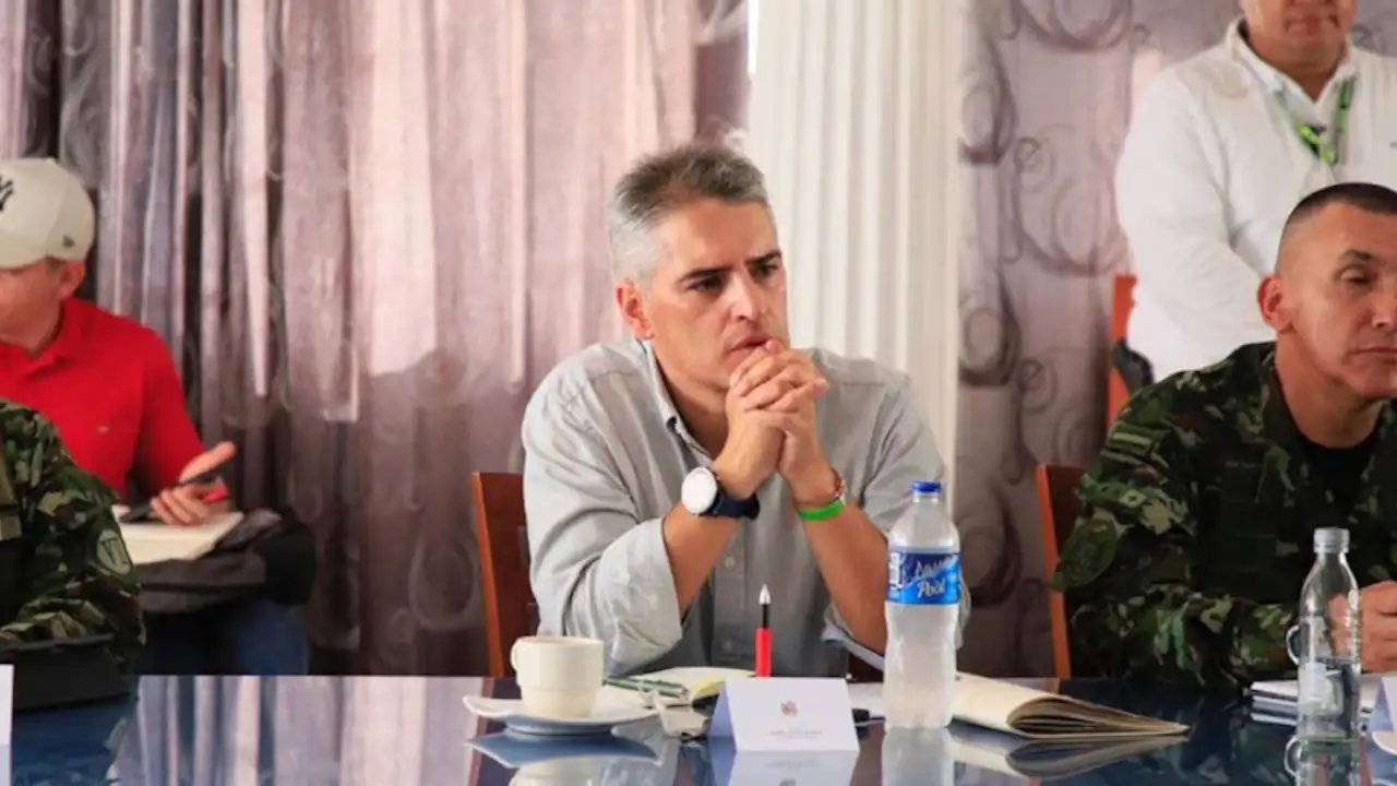 Gobernador de Antioquia ve el atentado contra los soldados en Turbo como un llamado cobarde del Clan del Golfo al gobierno nacional gobernador 5
