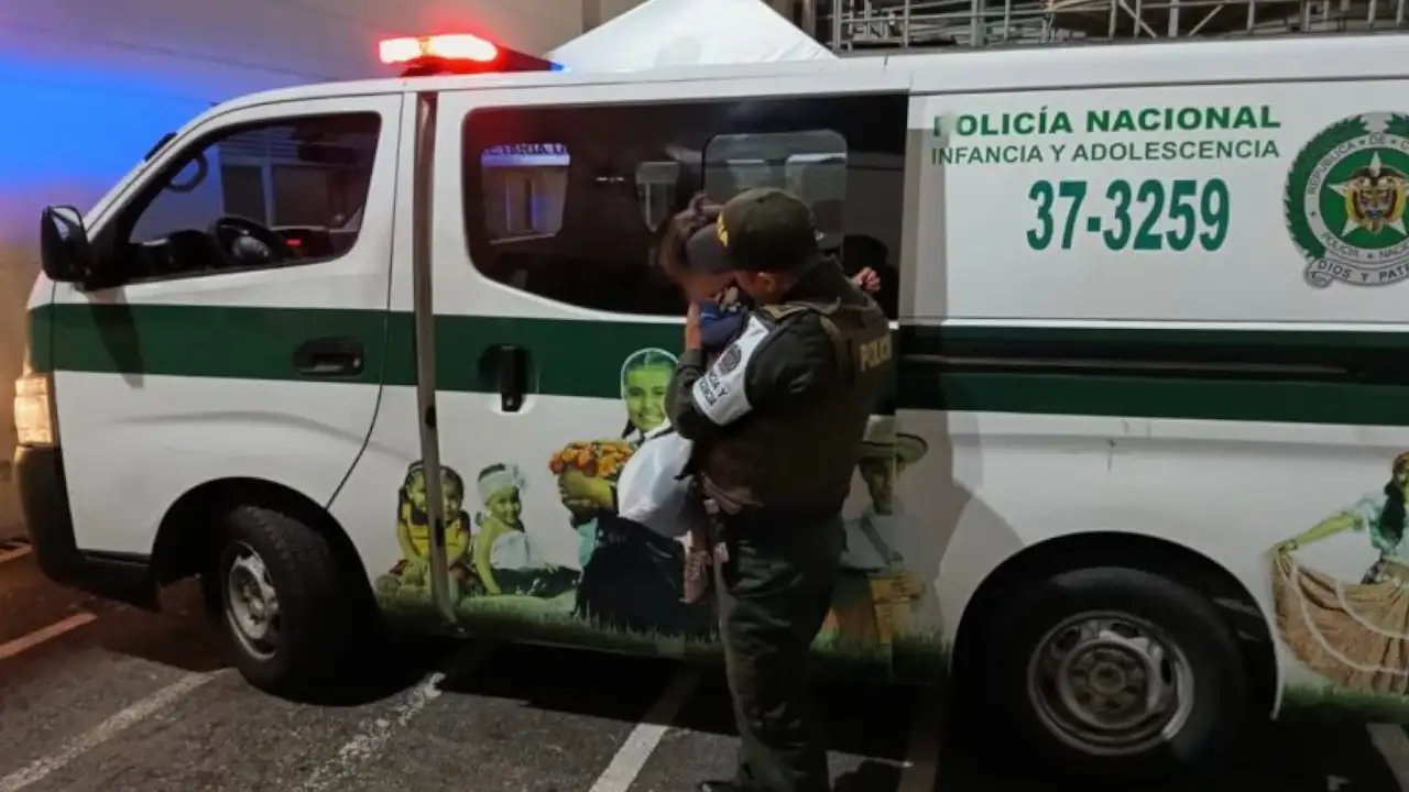 policia-rescata-bebe-abandonada-hotel-medellin