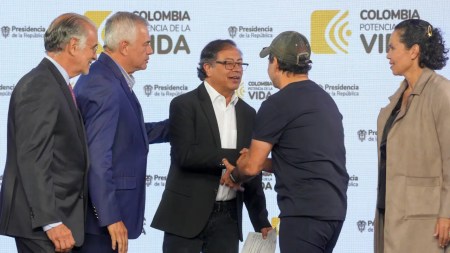 Gustavo Petro intenta recuperar se de los Juegos Panamericanos