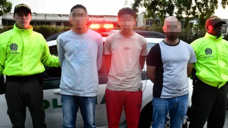 Policía captura a tres sujetos que estarían dedicados a robar a turistas en Medellín