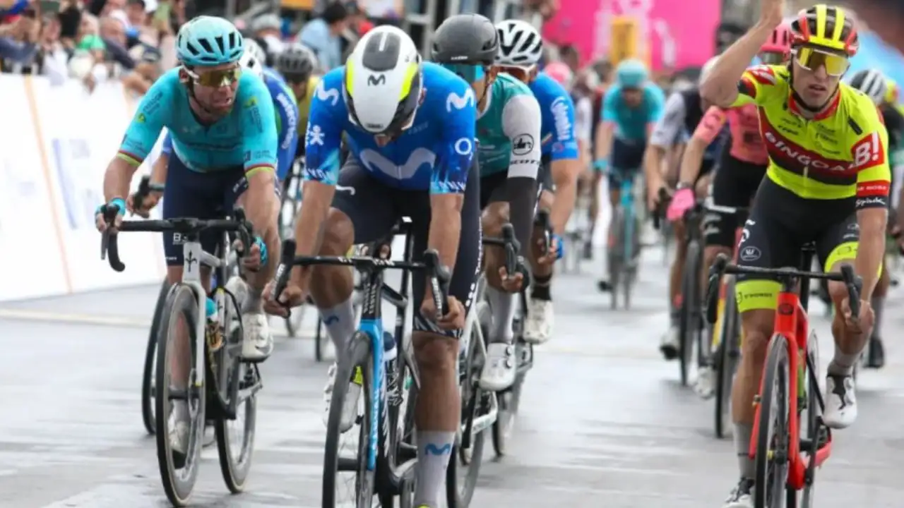 fernando-gaviria-tour