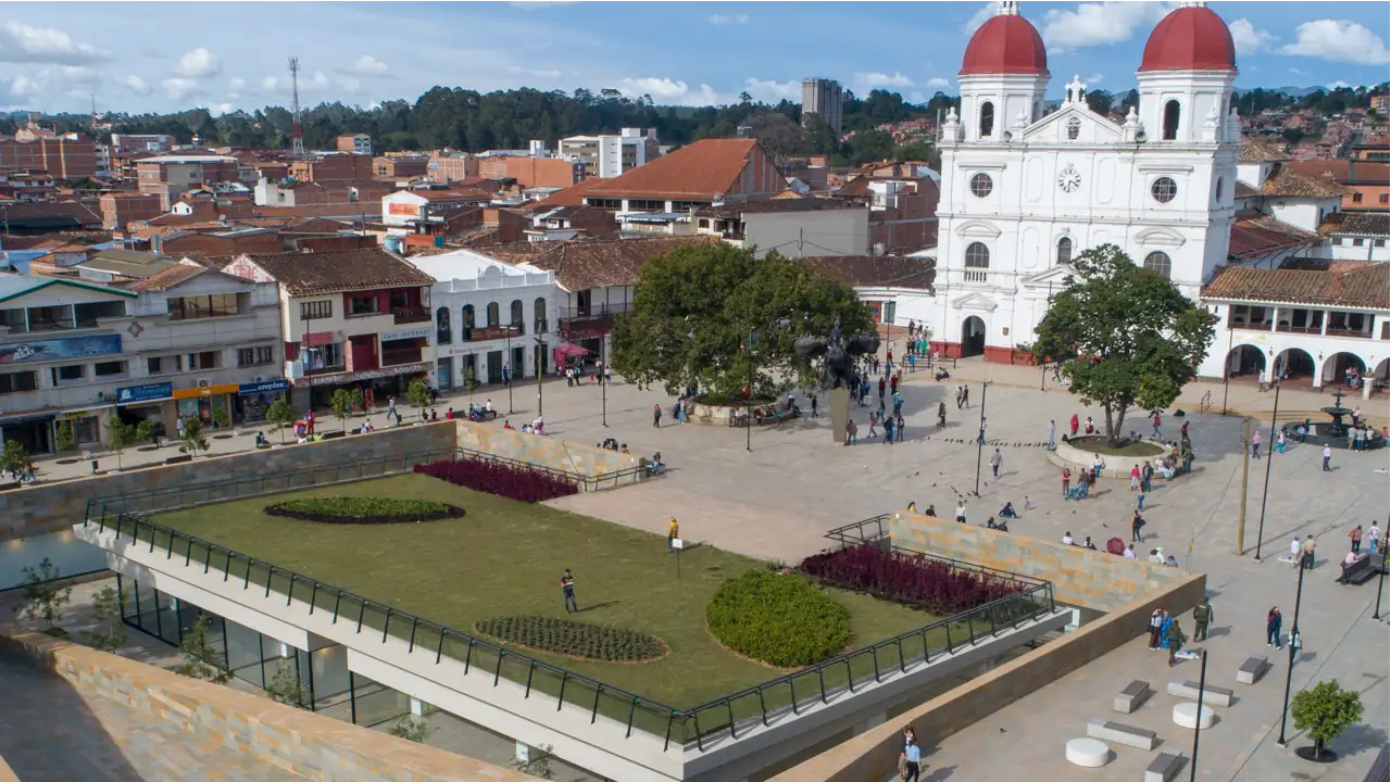 plaza-de-la-libertad-rionegro
