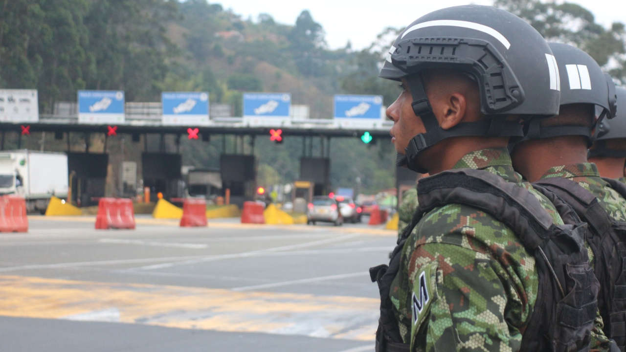 En esta Semana Santa, soldados de la Cuarta Brigada cuidarán de las vías de Antioquia 2 En-esta-Semana-Santa-soldados-de-la-Cuarta-Brigada-cuidaran-de-las-vias-de-Antioquia