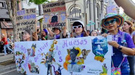 jornada del 8M en Medellín Marcha del día de la mujer