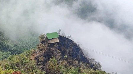 Bomberos y comunidad lograron controlar un incendio que consumió cinco hectáreas de bosque en La Ceja, Antioquia