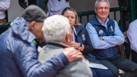 Madre e hijo se reencontraron luego de 30 anos de separacion por el conflicto armado