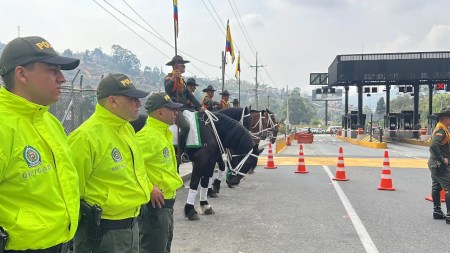 Más de 4800 policías se movilizan para asegurar una Semana Santa tranquila en Antioquia Mas-de-4800-policias-se-movilizan-para-asegurar-una-Semana-Santa-tranquila-en-Antioquia