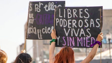 ¡Atención! marcha feminista este 25 de noviembre afectará la movilidad en el Centro de Medellín