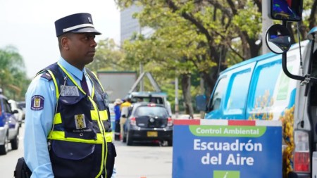 Medellín: este año van 462 comparendos y 18 vehículos inmovilizados por no tener al día la revisión técnico mecánica medellín