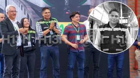 ¡Luto en el Metro de Medellín! Falleció en un accidente Diego Vélez, uno de sus empleados más queridos Diego Alejandro, trabajó durante 29 años para el Metro de Medellín y se destacó en importantes cargos.