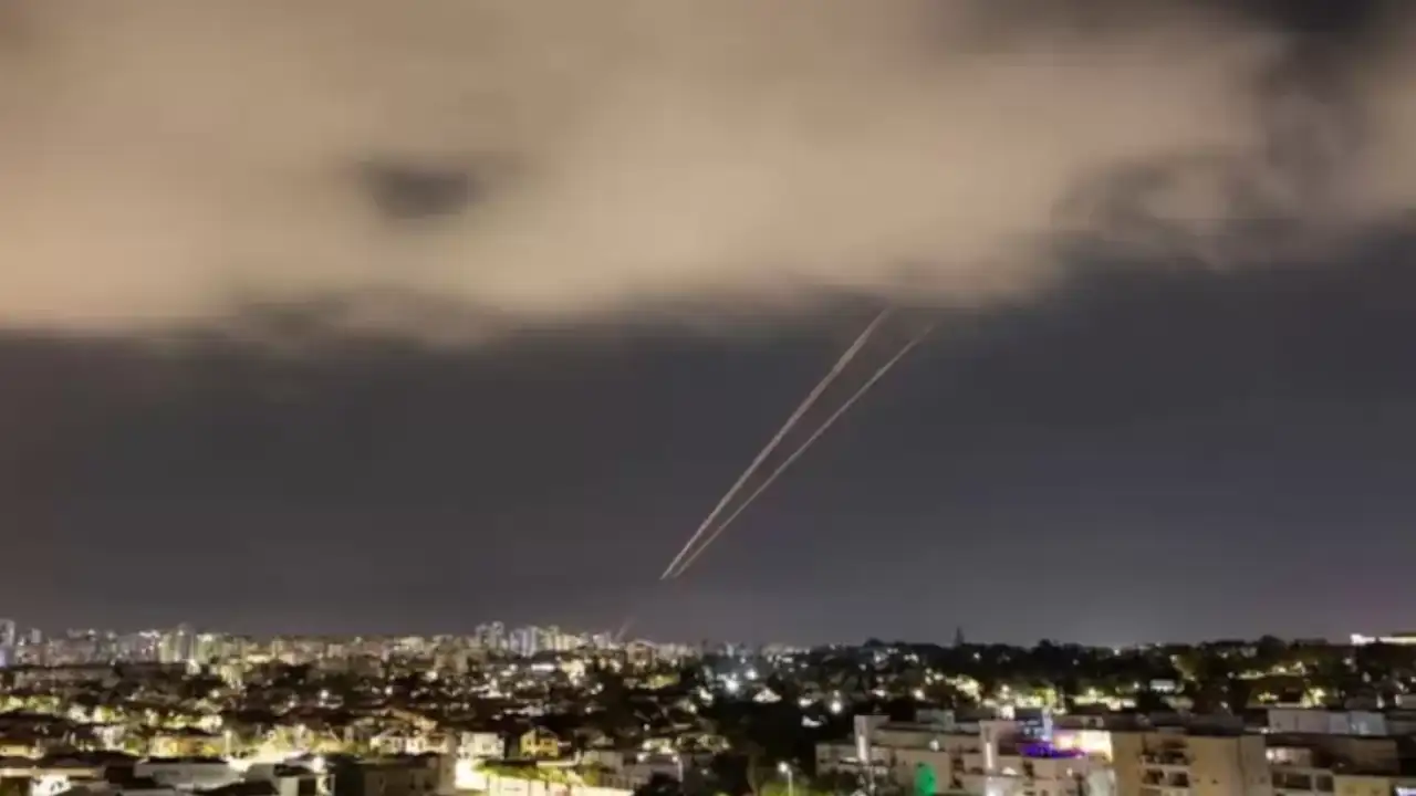 Tras-el-ataque-de-Iran-a-Israel-Petro-manifesto-que-estamos-en-la-antesala-de-la-III-guerra-mundial