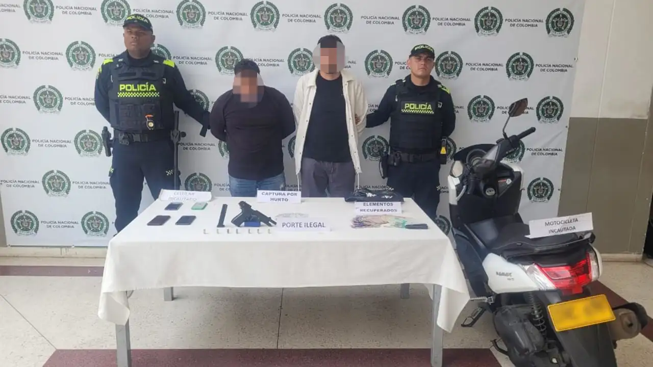 En Bello capturan a dos presuntos fleteros tras millonario robo a un ciudadano que salió de un banco En Bello capturan a dos presuntos fleteros tras millonario robo a un ciudadano que salió de un banco