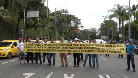 taxistas-movilización-plataformas-digitales