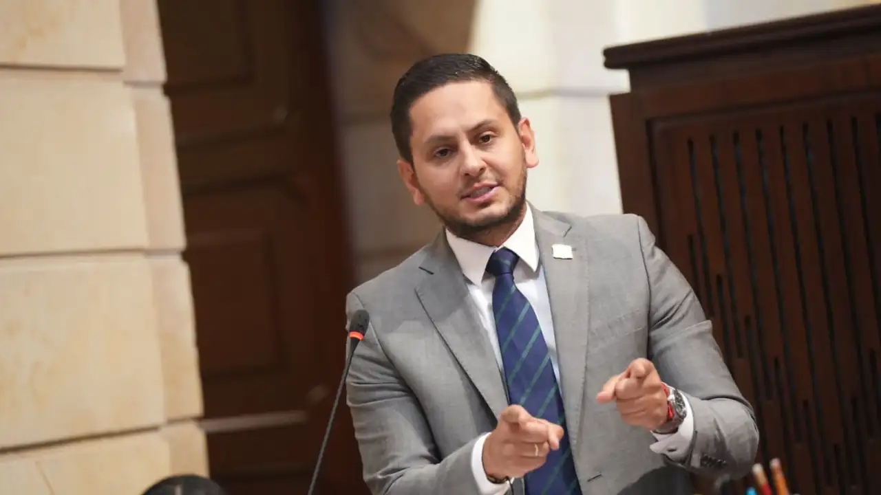 Túnel del Toyo sería entregado en el primer semestre del 2026 : Gobierno le respondió al senador Esteban Quintero