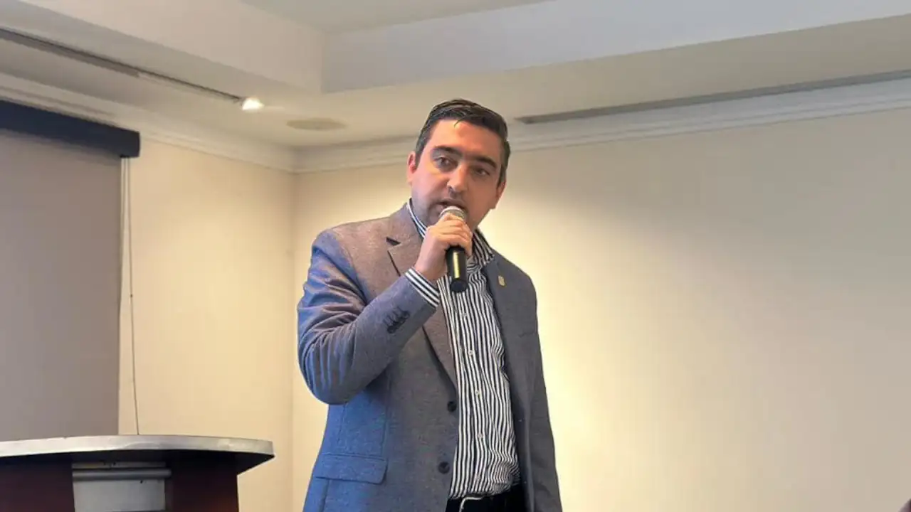 Al-alcalde-de-Itagui-Diego-Torres-le-hackearon-su-linea-de-celular