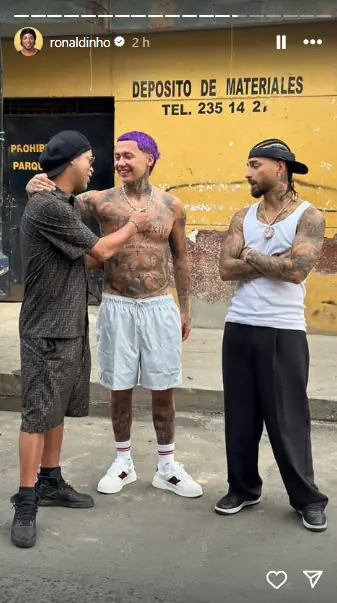 Blessd reúne a Ronaldinho y Maluma en Barrio Antioquia