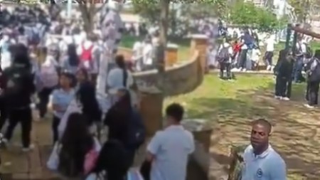En Bello evacuaron un colegio por una fuga de gas En Bello evacuaron un colegio por una fuga de gas