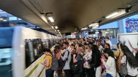 Hay demoras en la frecuencia de los trenes en el Metro de Medellín este miércoles, 8 de mayo Hay demoras en la frecuencia de los trenes en el Metro de Medellín