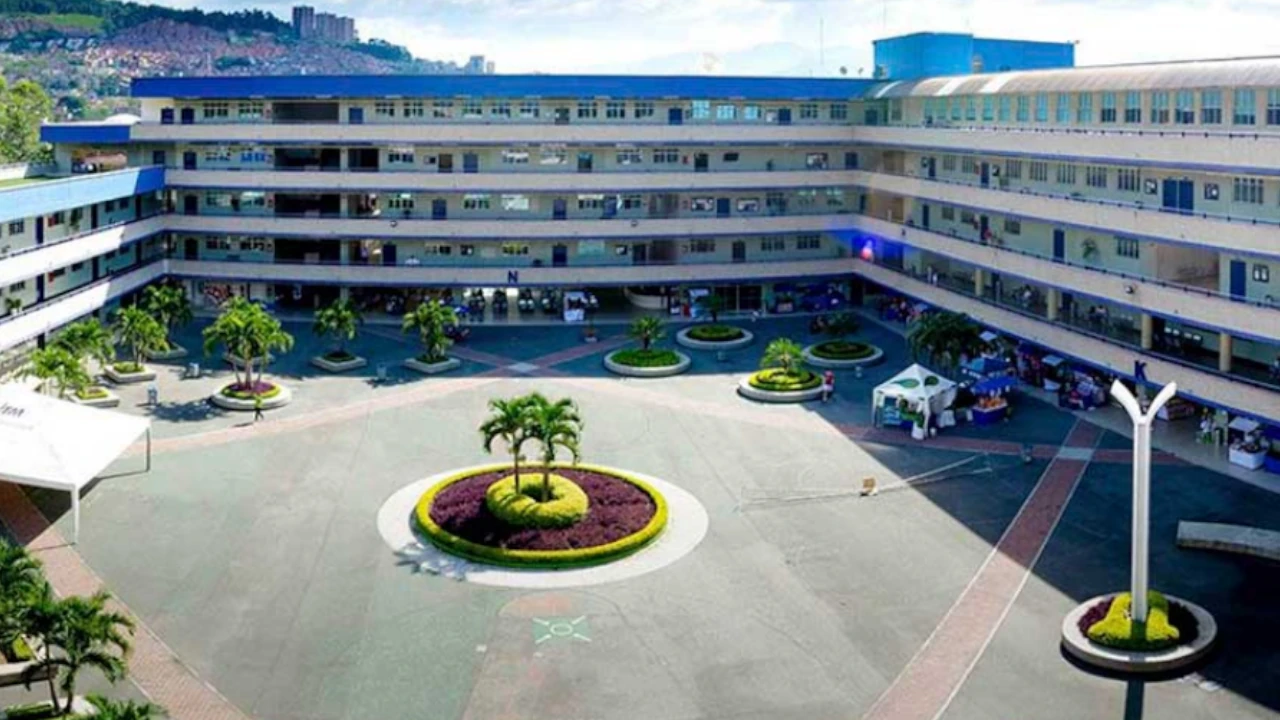 ITM es la unica institucion universitaria publica del pais que no cobra la inscripcion para pregrado