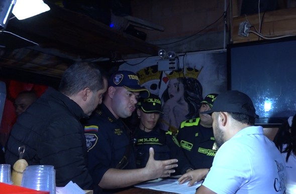 En Bello sancionaron a 32 conductores por conducir en estado de embriaguez en operativo realizado en la madrugada de este domingo 5 La alcaldesa de Bello Lorena González Ospina lideró el operativo en el que también se visitaron los establecimientos nocturnos de Niquia y la Carrera 55.