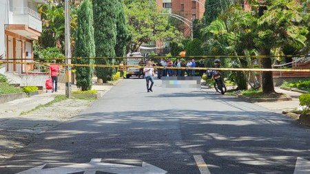 Balacera en Laureles: un policía fue asesinado en medio de un intento de hurto