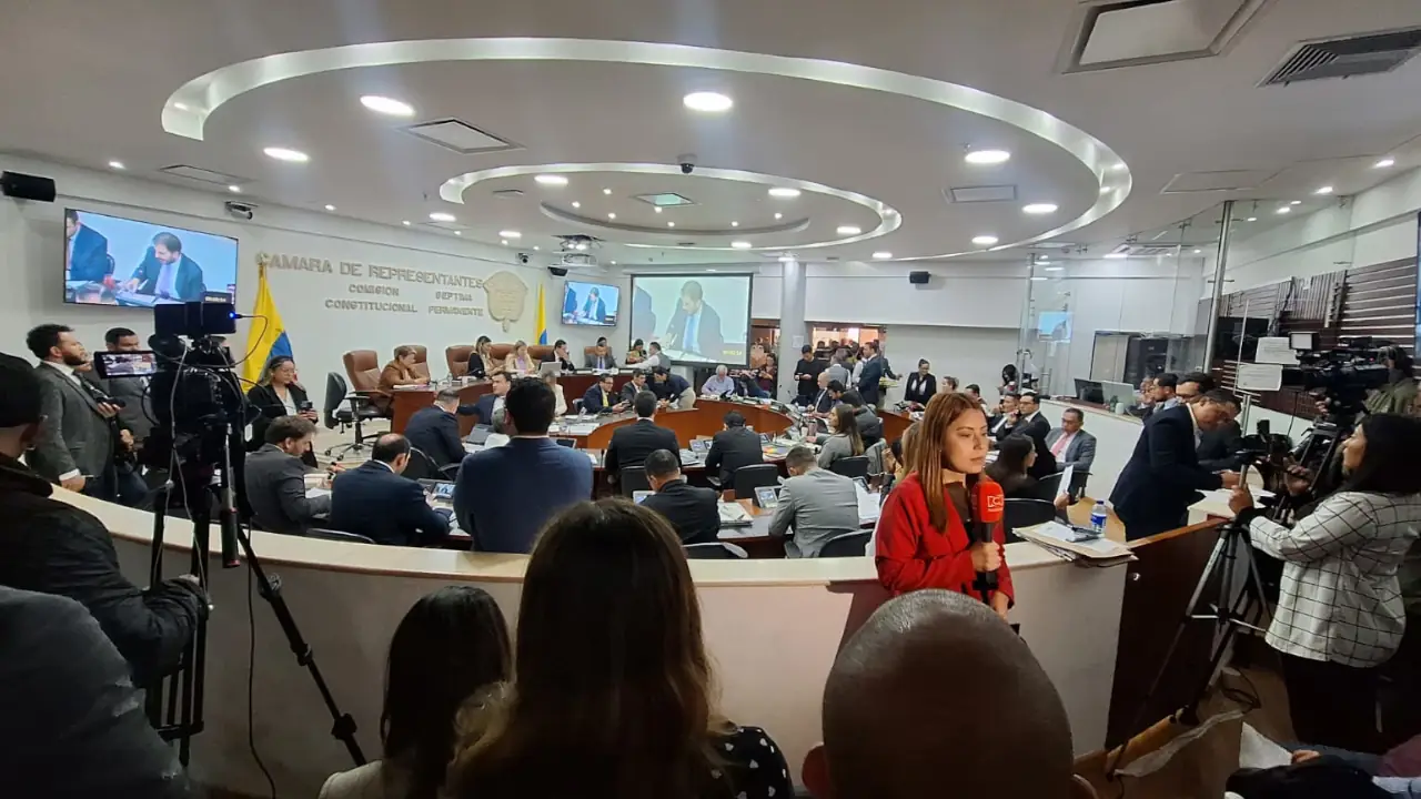 Comisión Séptima de la Cámara aprueba 37 artículos de la Reforma Pensional