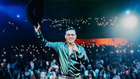 concierto gratuito ofrecido por el cantante de música popular Yeison Jiménez